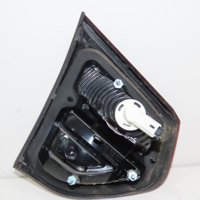 Feu arrière intérieur droit occasion  Citroën C4 PICASSO I Monospace (UD_) 1.6 hdi 110 (2010-2013) 5 portes   6351LR  2