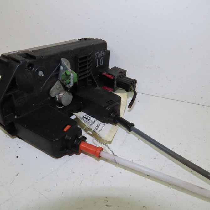 Serrure porte ard occasion  Opel ZAFIRA A Monospace (T98) 2.2 dti 16v (f75) (2002-2005) 5 portes   24414135  3