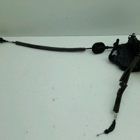 Serrure porte ard occasion  Renault CLIO V (B7_) 1.5 blue dci 85 (b7ag) (2019) 5 portes   825007311R 