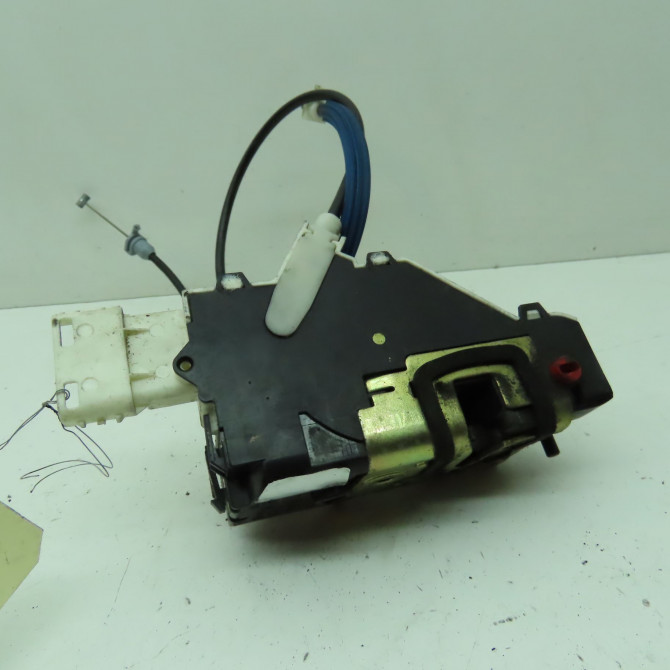 Serrure porte ard occasion  Peugeot 407 (6D_) 1.6 hdi 110 (6d9hzc, 6d9hyc) (2004-2010)   9138V0  2