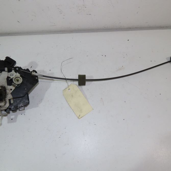 Serrure porte ard occasion  Ford MONDEO III (B5Y) 2.0 16v tddi / tdci (2000-2007) 5 portes   4692463  3