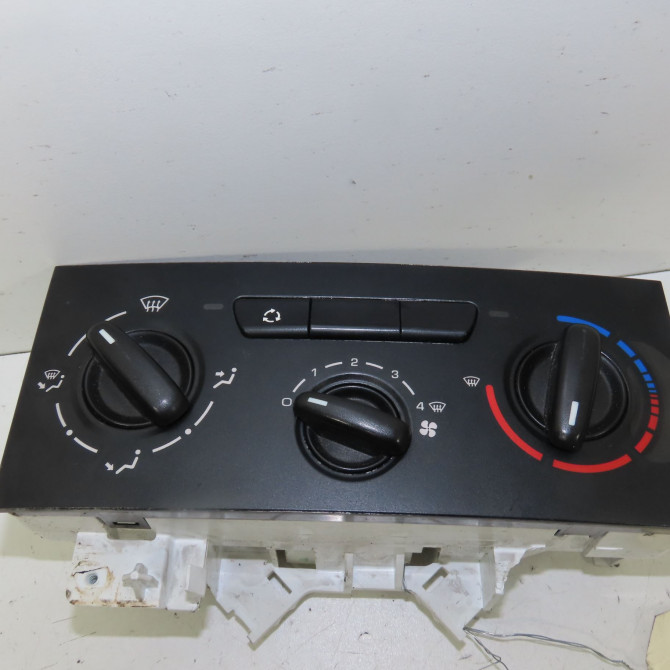 Commande de chauffage occasion  Citroën BERLINGO Camionnette/Monospace (B9) 1.6 hdi / bluehdi 75 (2010) 4 portes   6452K5  1