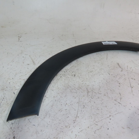 Elargisseur aile arg occasion  Citroën C3 III (SX) 1.2 thp 110 (2016)   9812088880 