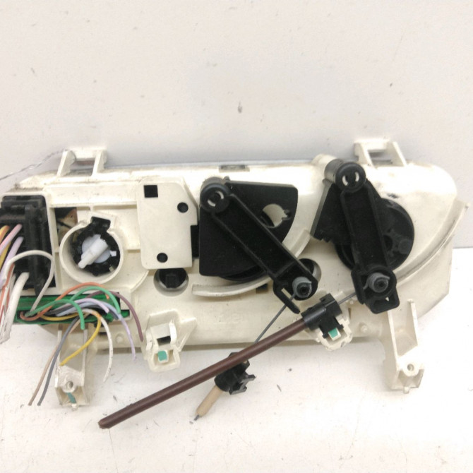 Commande de chauffage occasion  Renault CLIO II (BB_, CB_) 1.4 16v (b/cb0p, bb13) (2000-2008) 5 portes   7701051263  2