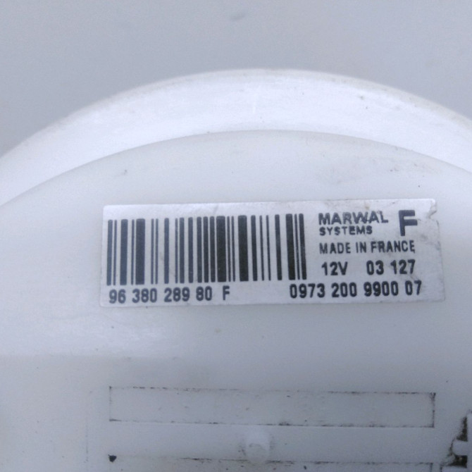 Pompe à carburant immergée occasion  Peugeot 406 (8B) 1.8 16v (1995-2000)   1525N7  2