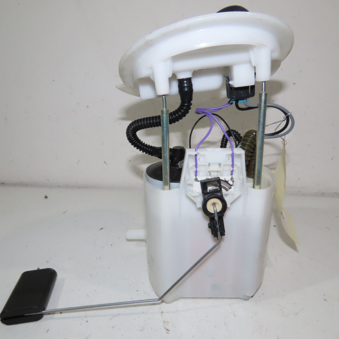 Pompe à carburant immergée occasion  Ford usa MUSTANG Coupé 5.0 v8 (2017)   FR3C9H307BF  4