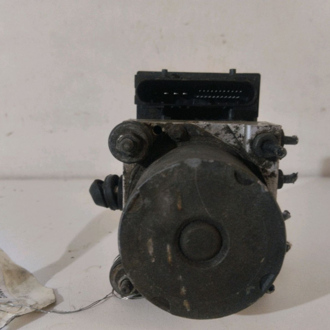 Unité hydraulique ABS occasion  Opel MERIVA A Monospace (X03) 1.3 cdti (e75) (2003-2010)   93192618  3