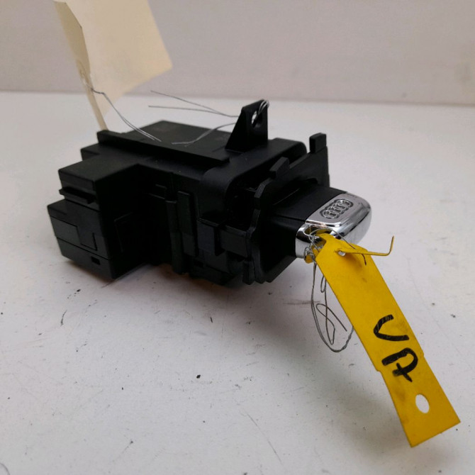 Antivol de direction occasion  Audi Q5 (8RB) 2.0 tdi quattro (2012-2017)   8K0905852D  1