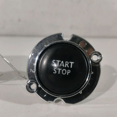  occasion  Renault LATITUDE (L70_) 2.0 dci 175 (l70y) (2011)    