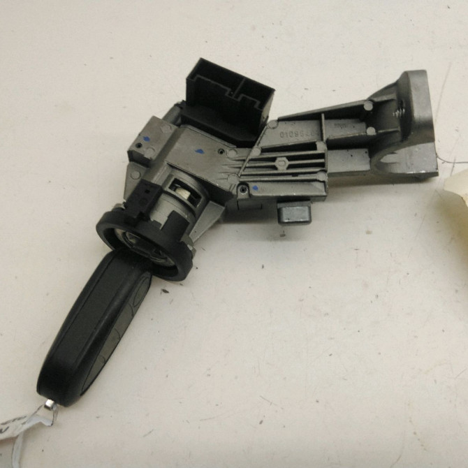 Antivol de direction occasion  Alfa romeo MITO (955_) 1.4 tjet (955axa1b) (2008-2011)   50525430  1