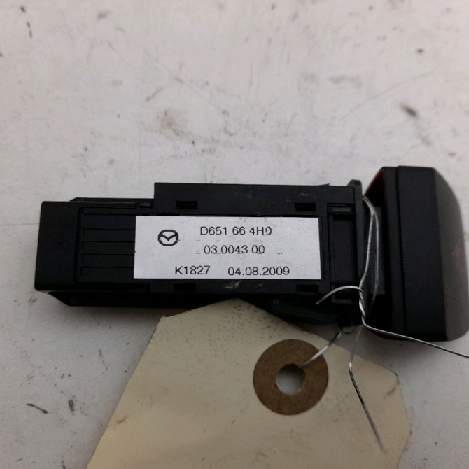 Bouton de warning occasion  Mazda 2 (DE_, DH_) 1.3 (de3fs) (2007-2015)   D651664H0  2