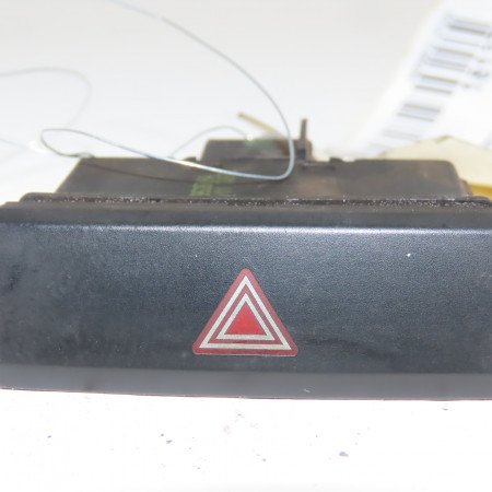 Bouton de warning occasion  Volkswagen vw TOUAREG (7P5, 7P6) 3.0 v6 tdi (2010-2018)   7P6953509A 