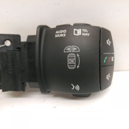 Commande autoradio occasion  Renault SCÉNIC III (JZ0/1_) 1.5 dci (2009) 5 portes    