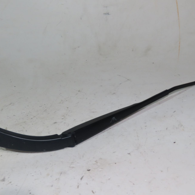 Bras essuie-glace avant gauche occasion  Renault EXPRESS Camionnette/Monospace 1.5 blue dci 75 (f6aa) (2021)   288817021R  1