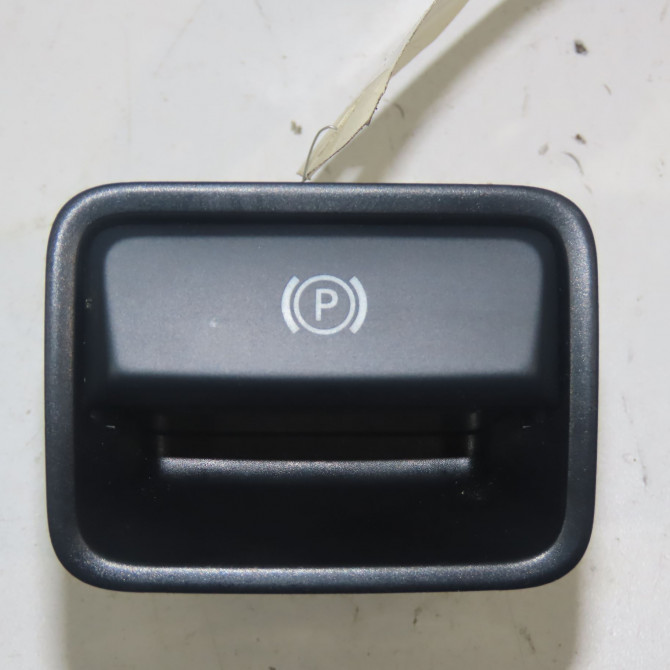 Interrupteur commande de frein a main occasion  Mercedes-benz CLASSE A (W176) A 200 cdi / d (176.008) (2014-2018)   24690504519107  1