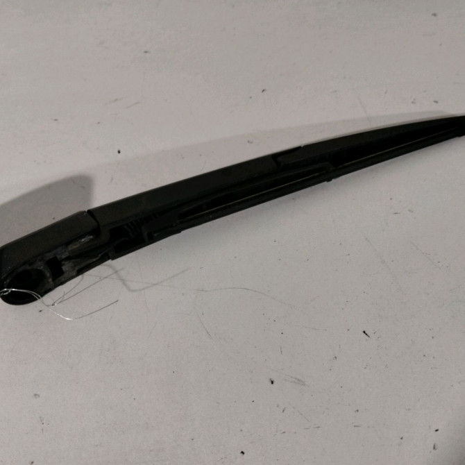 Bras essuie-glace arrière occasion  Chevrolet ORLANDO (J309) 2.0 d (2011-2015)   95089531  1
