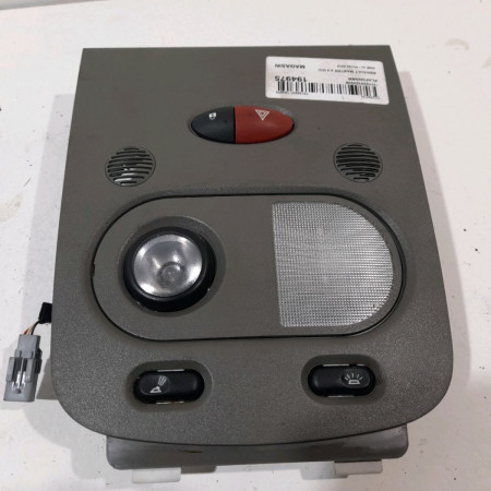 Plafonnier occasion  Renault MASTER III Camion plate-forme/Châssis (EV, HV, UV) 2.3 dci 135 rwd (hv0n, uv0n) (2014)   8200418356 