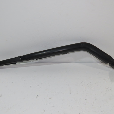 Bras essuie-glace arrière occasion  Suzuki CELERIO (LF) 1.0 (avk310) (2014) 5 portes   3882160M00 