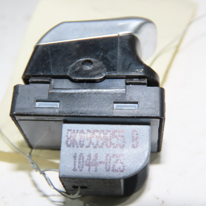 Commande leve-glace porte arrière gauche occasion  Audi A5 Sportback (8TA) 2.0 tdi (2011-2017)   8K0959855B  2