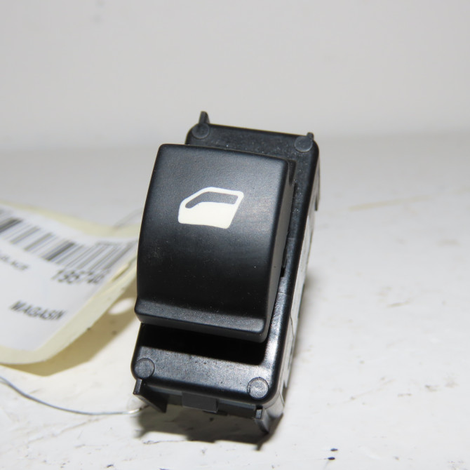 Commande leve-glace porte arrière gauche occasion  Citroën C4 II (NC_) 1.6 hdi 90 (2009) 5 portes   6490JZ  1