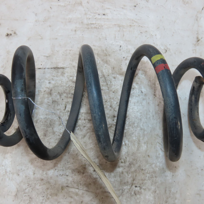 Ressort amortisseur arg occasion  Renault CLIO III (BR0/1, CR0/1) 1.5 dci (c/br0g, c/br1g) (2005-2012) 5 portes   8200843957  1