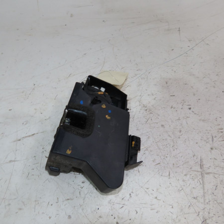 Serrure porte ard occasion  Dacia DUSTER (HM_) 1.5 dci 115 (hmad) (2017)   825020888R 