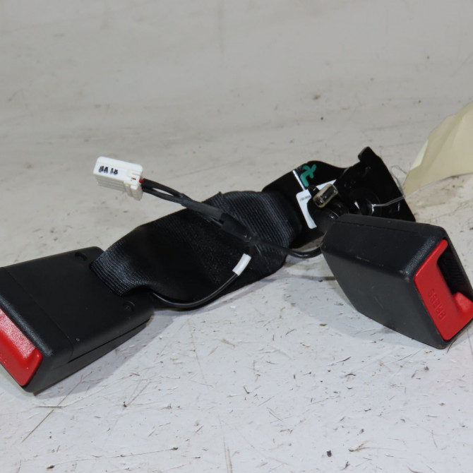 Ancrage ceinture arrière gauche occasion  Kia CEED (CD) 1.0 t-gdi (2018)   89830J7200WK  1