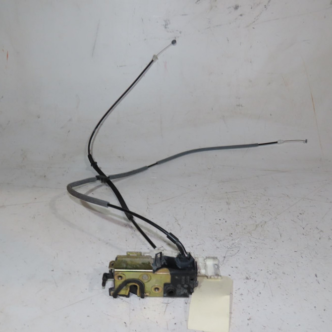 Serrure porte avd occasion  Peugeot 1007 (KM_) 1.4 hdi (2005)   9136AP  1