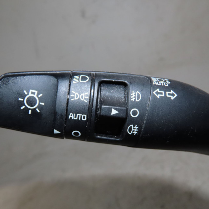 Bloc commodos occasion  Kia CEED (CD) 1.0 t-gdi (2018)   93404J7960  3