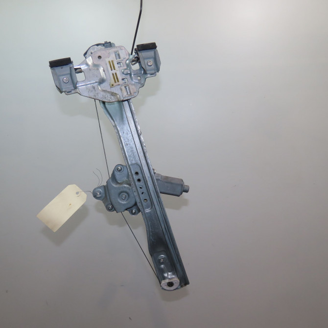 Mecanisme+moteur leve-glace arg occasion  Chevrolet CRUZE 3/5 portes (J305) 1.7 d (2012-2015)   95299687  4