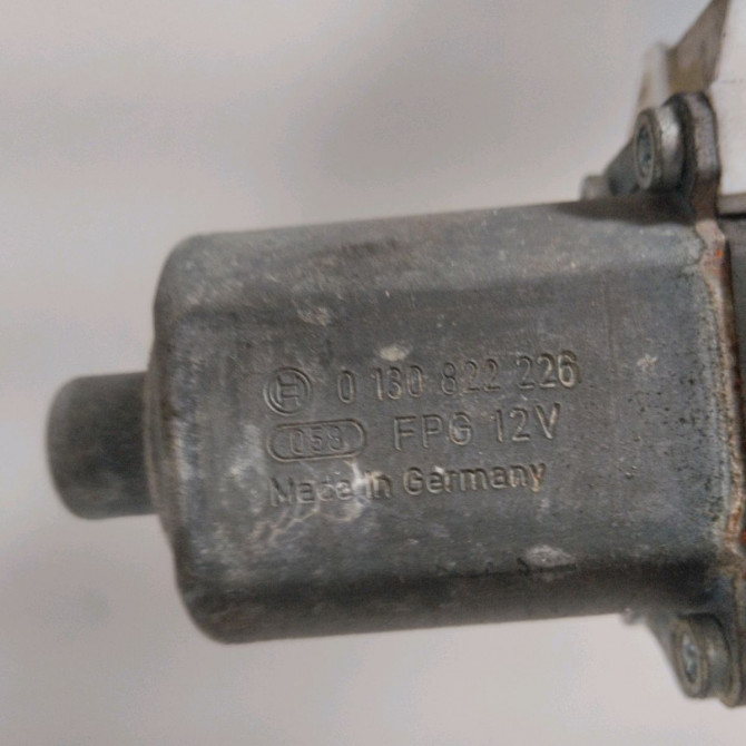 Mecanisme+moteur leve-glace arg occasion  Bmw 3 Touring (E91) 330 d (2004-2008)   51357140589  2