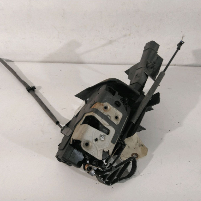 Serrure porte avd occasion  Ford FOCUS III 1.0 ecoboost (2012-2017)   2066073  1