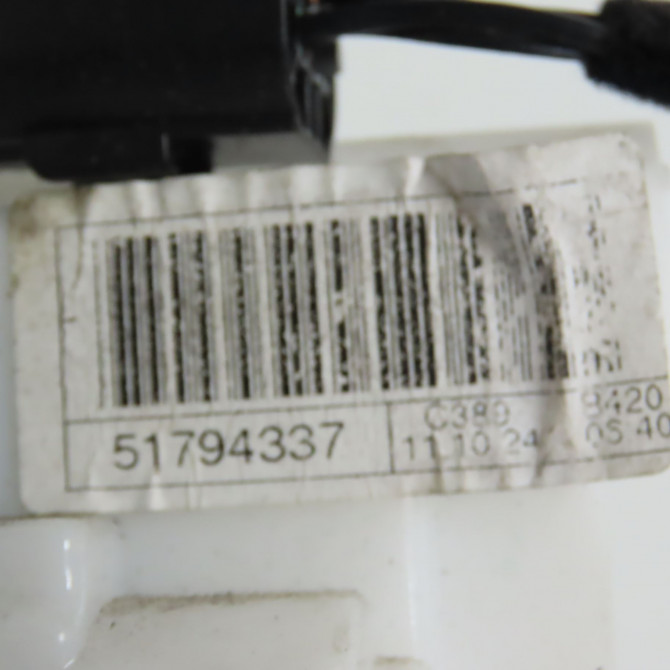 Serrure porte avd occasion  Ford KA (RU8) 1.2 (2008-2016) 3 portes   1769260  3