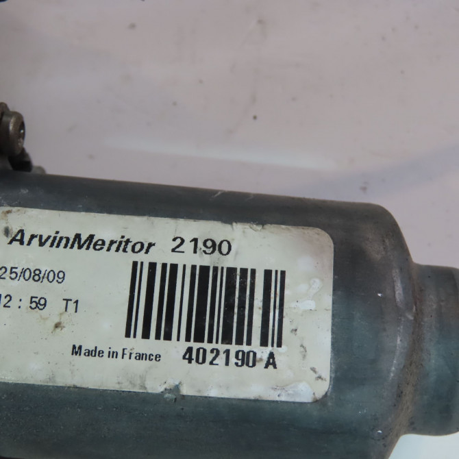 Mecanisme+moteur leve-glace ard occasion  Nissan QASHQAI / QASHQAI +2 I (J10, NJ10, JJ10E) 1.5 dci (2010-2013) 5 portes   82700JD40A  2