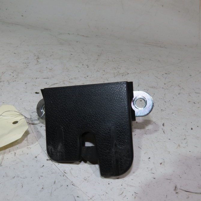 Serrure hayon occasion  Volkswagen vw GOLF VI (5K1) 1.6 tdi (2009-2012) 5 portes   5K0827505C9B9  1