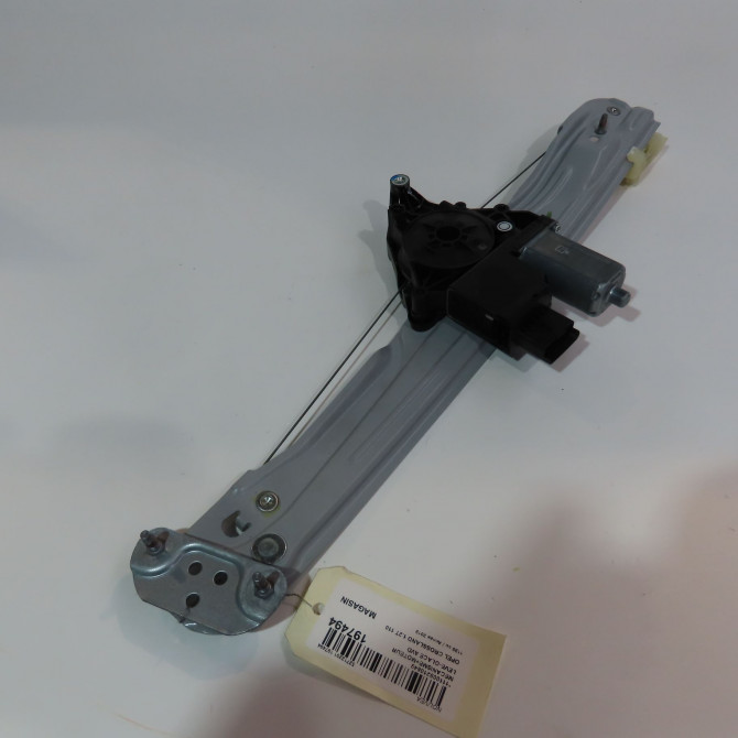 Mecanisme + moteur lève-glace avant droit occasion  Opel CROSSLAND X / CROSSLAND (P17, P2QO) 1.2 (75) (2017)   39227500  1