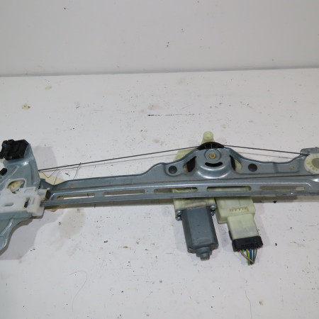 Mecanisme+moteur leve-glace ard occasion  Peugeot 308 II (LB_, LP_, LW_, LH_, L3_) 1.2 thp 110 (2013-2021)   9826080380 