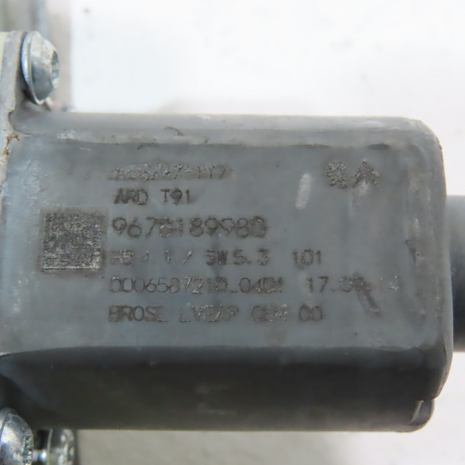 Mecanisme+moteur leve-glace ard occasion  Peugeot 308 II (LB_, LP_, LW_, LH_, L3_) 1.2 thp 110 (2013-2021)   9826080380  2