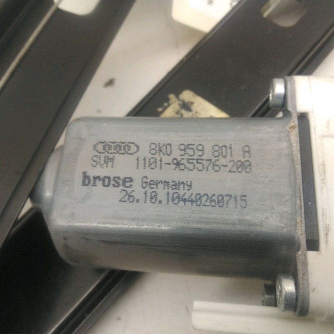 Mecanisme+moteur leve-glace arg occasion  Audi Q7 (4LB) 4.2 tdi quattro (2007-2009)   4L0839461D  2