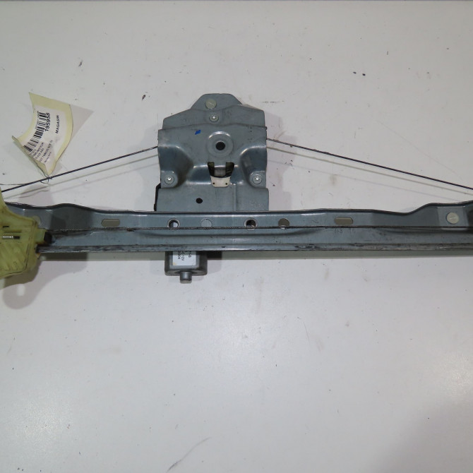 Mecanisme + moteur lève-glace avant droit occasion  Renault TWINGO III (BCM_, BCA_) 1.0 sce 70 (2014) 5 portes   807208353R  1