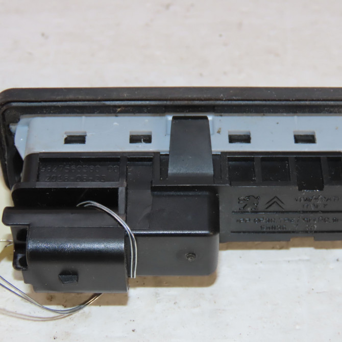 Actionneur serrure hayon occasion  Peugeot 3008 SUV (MC_, MR_, MJ_, M4_) 2.0 bluehdi 180 (2016)   6490RZ  3