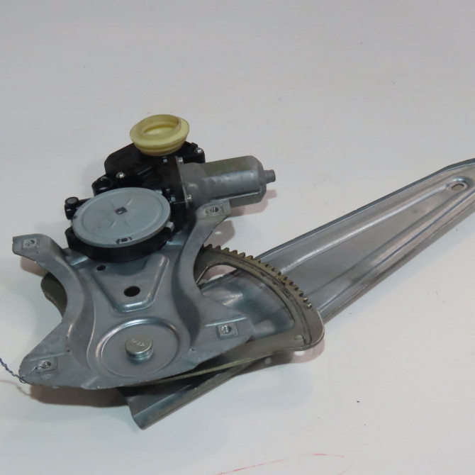 Mecanisme+moteur leve-glace arg occasion  Toyota AURIS (_E15_) 1.4 d-4d (nde150_) (2007-2012) 3 portes   6984002390  1