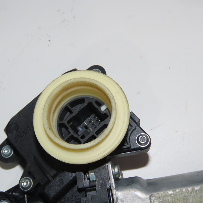 Mecanisme+moteur leve-glace arg occasion  Toyota AURIS (_E15_) 1.4 d-4d (nde150_) (2007-2012) 3 portes   6984002390  3