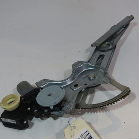 Mecanisme + moteur lève-glace avant droit occasion  Toyota AURIS (_E15_) 1.4 d-4d (nde150_) (2007-2012) 3 portes   6981002310 