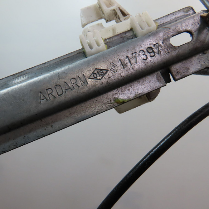 Mecanisme leve-glace arrière droit occasion  Renault SCÉNIC II (JM0/1_) 1.6 16v (jm1r) (2005-2008)   8200636810  2