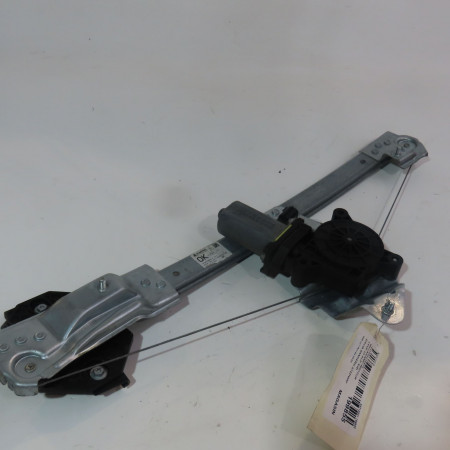 Mecanisme + moteur lève-glace avant droit occasion  Dacia SANDERO II 1.0 sce 75 (b8jc, b8jd) (2016)   807209197R 