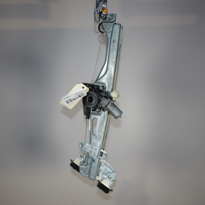 Mecanisme+moteur leve-glace avg occasion  Suzuki SX4 S-CROSS (JY) 1.6 ddis (akk 416d) (2013)   8340263T10  1