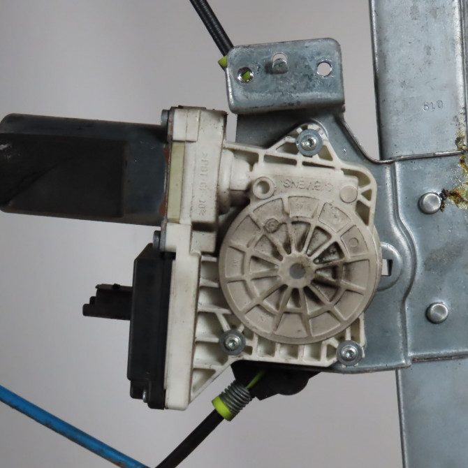 Mecanisme + moteur lève-glace avant droit occasion  Citroën C2 (JM_) 1.4 hdi (2003-2009) 3 portes   9222X1  3