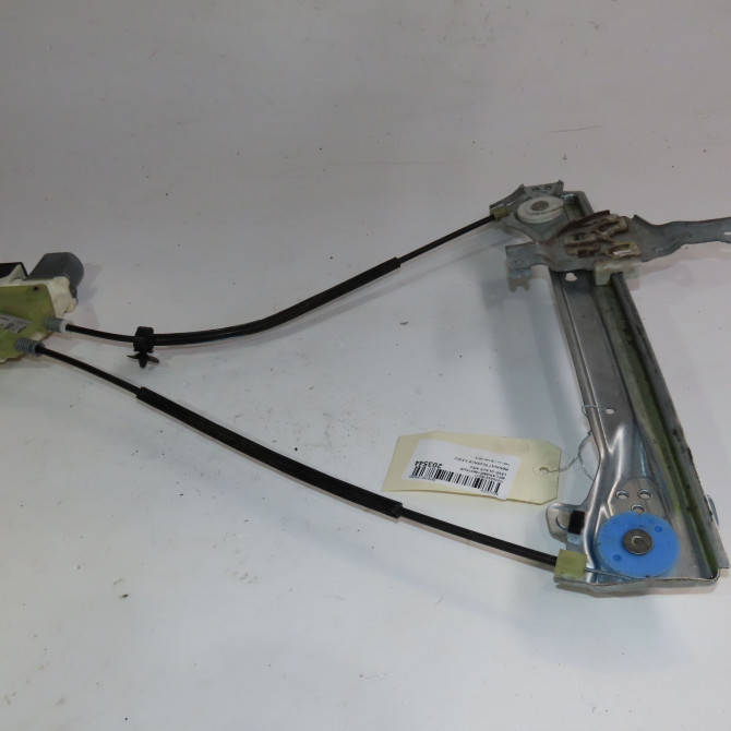 Mecanisme+moteur leve-glace arg occasion  Renault FLUENCE (L3_) 1.5 dci (l30d, l30l, l306, l33f, l33l, l33m, l33v, l33w) (2010)   827210016R  4