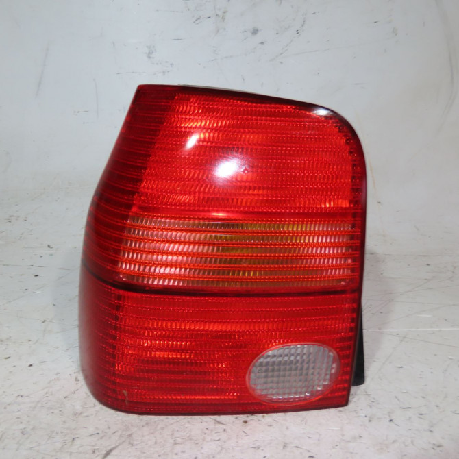 Feu arrière gauche occasion  Volkswagen vw LUPO I (6X1, 6E1) 1.4 (2000-2005)   6X0945095D  1
